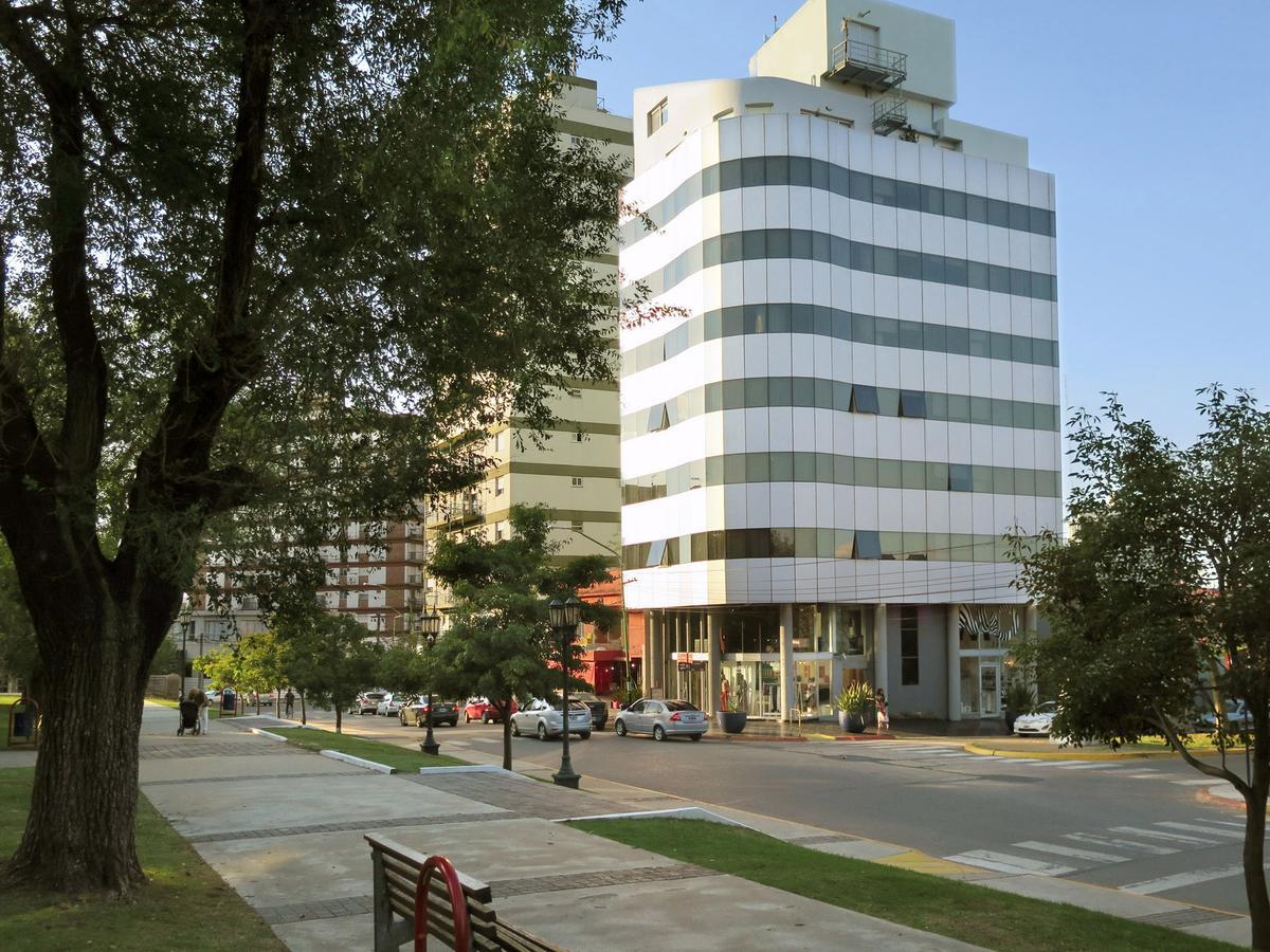 Plaza Suites Campana Dış mekan fotoğraf
